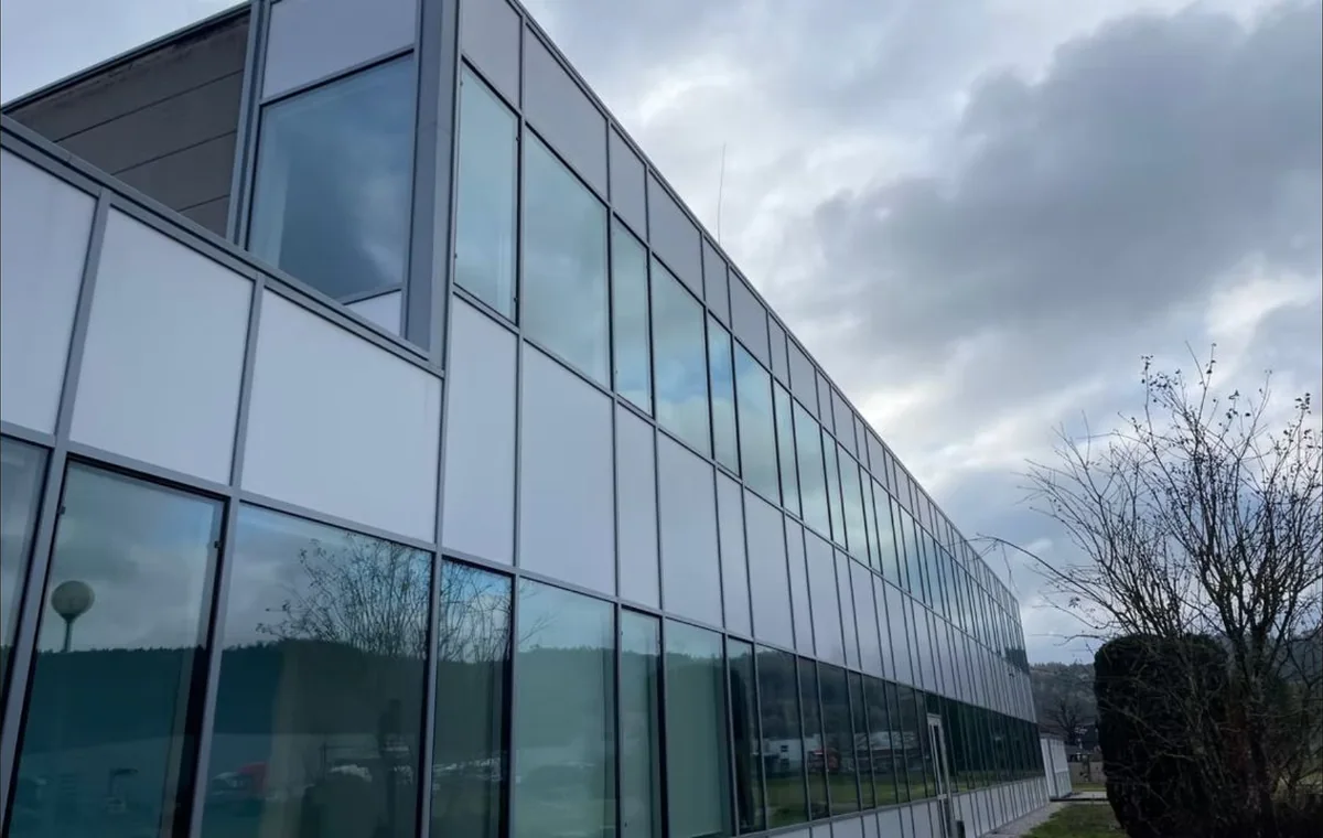 Renovation Office Façade, Eloyes — Bocad reference project